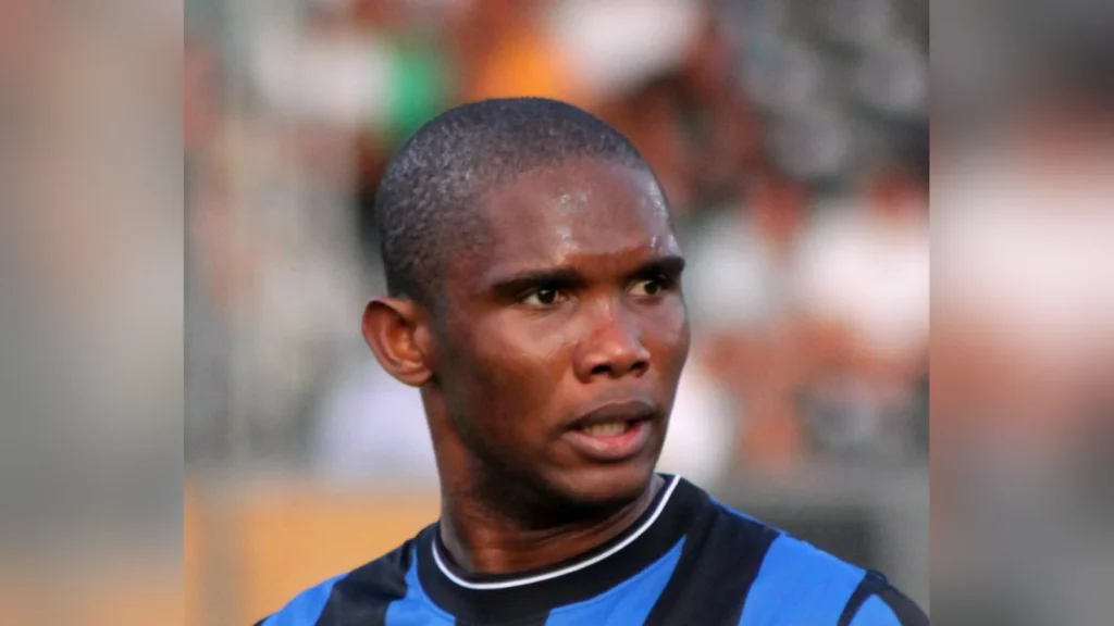 Samuel Eto’o portant le maillot de l’Inter en août 2009.