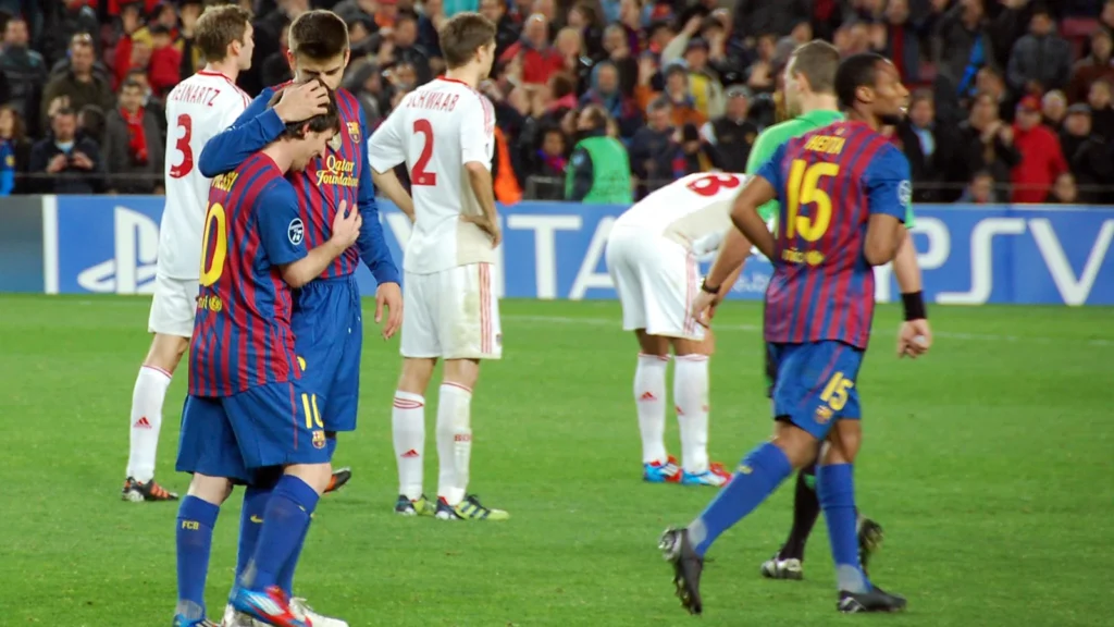 Seydou Keita sous le maillot du FC Barcelone en Ligue des champions 2011-2012.