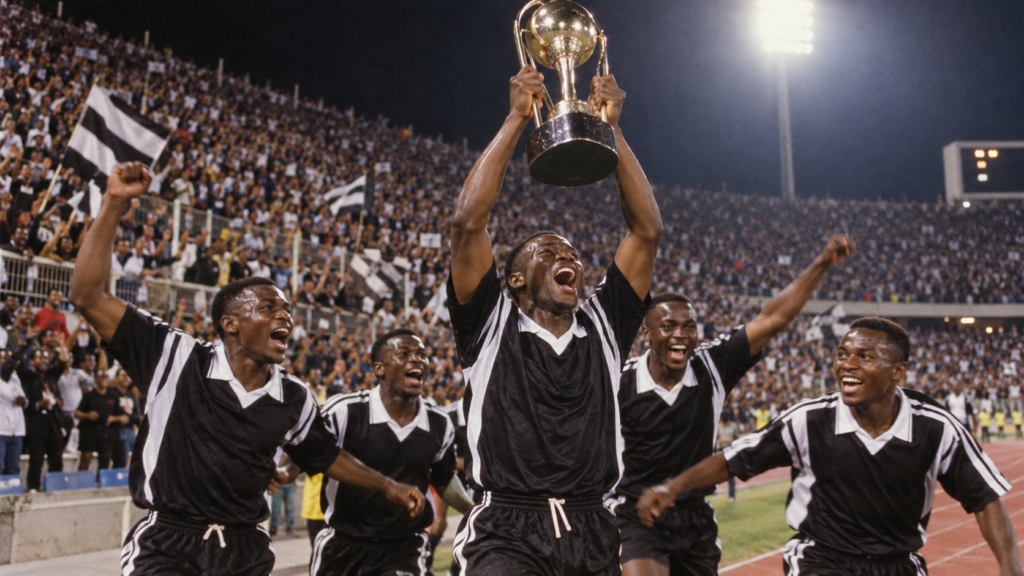 Orlando Pirates 1995 : le titre africain qui a changé l’histoire du club — illustration éditoriale générée pour FootBantu.