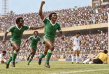 Le Nigeria célèbre son premier sacre à la CAN 1980 face à l’Algérie — illustration générée pour FootBantu.