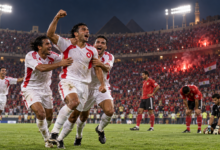 Les joueurs de l’Étoile du Sahel célèbrent leur victoire contre Al Ahly au Caire en 2007 — illustration générée pour FootBantu.