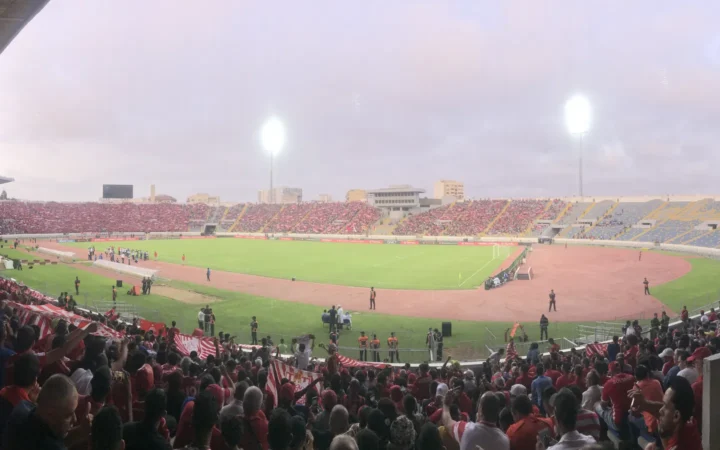 Le stade Mohamed V de Casablanca pendant une rencontre de football
